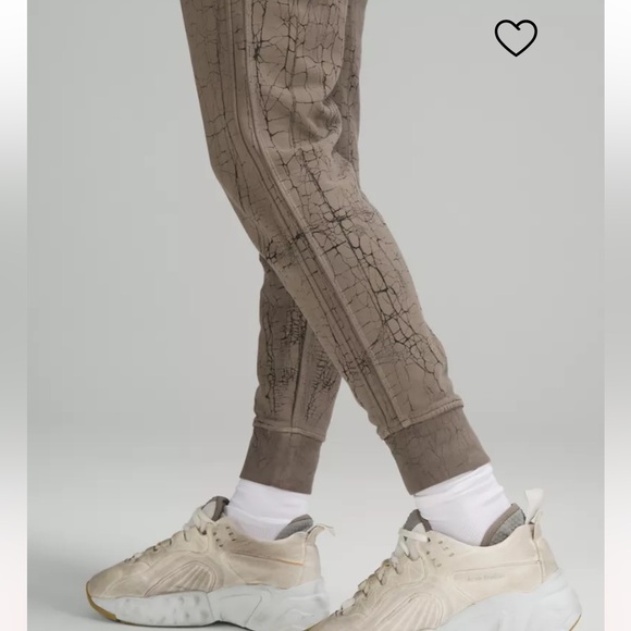 Lululemon🖤🪶NWT to dye for  joggers - Picture 3 of 16